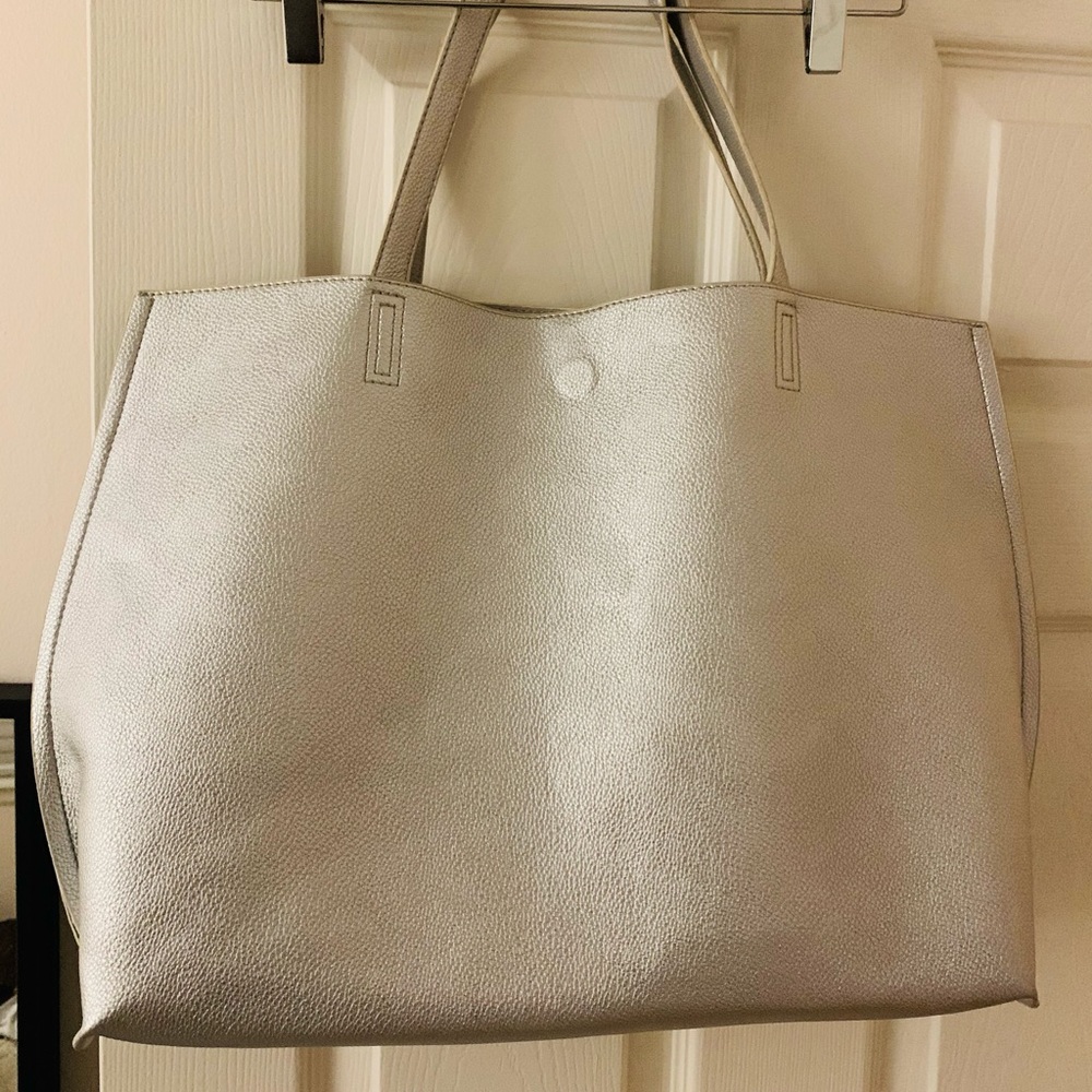 Silver metallic tote bag